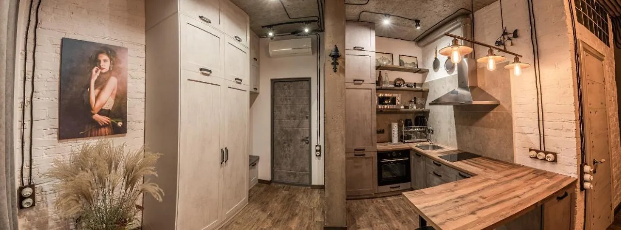 Retro Loft Apartment In The French Quarter Kiew